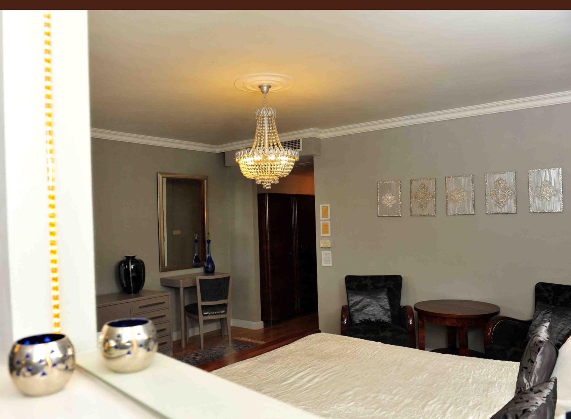 Boutique Hotel Szarcsa İstolni Belgrad Dış mekan fotoğraf