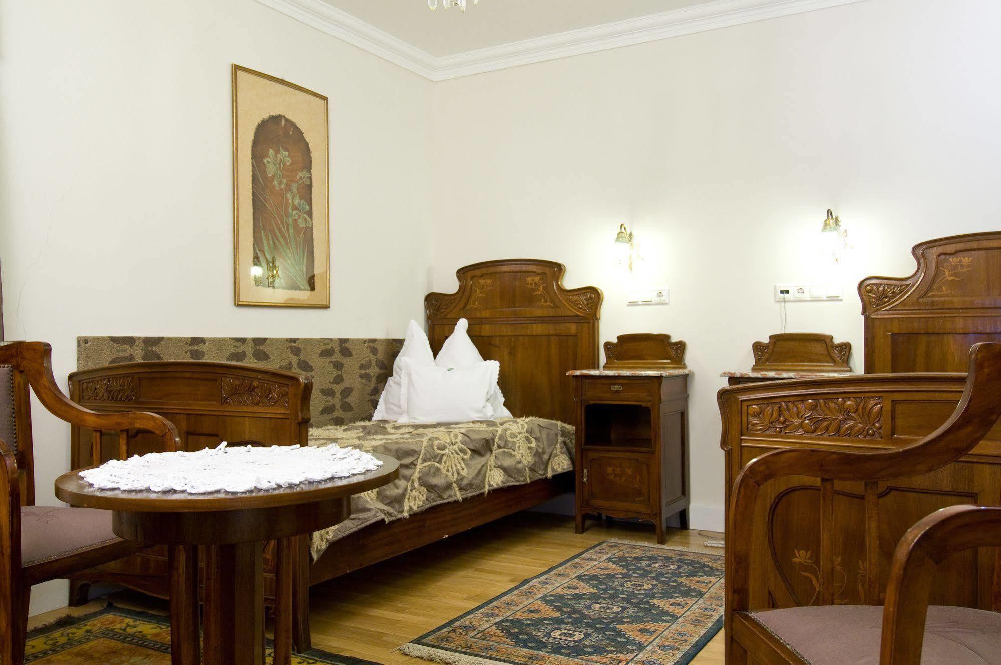 Boutique Hotel Szarcsa İstolni Belgrad Dış mekan fotoğraf